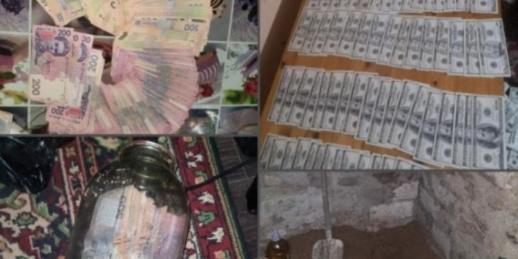 Au jefuit o refugiată din Ucraina de 3 mil. lei: Cinci moldoveni s-au oferit să o ia de la vamă, apoi au dat-o jos cu forța din mașină | VIDEO