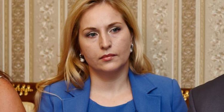 PRESA: Judecătoarea Olesea Țurcan a părăsit ieri țara. Procurorii îi percheziționează, în aceste clipe, biroul