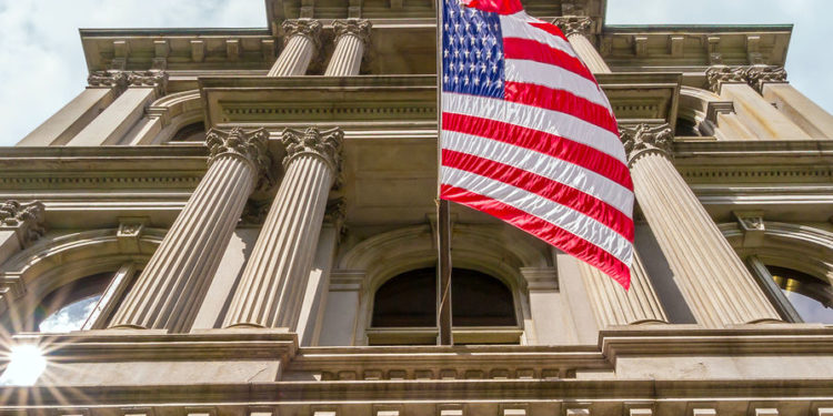 США объявили о блокирующих санкциях против российских оборонных предприятий и ограничениях на экспорт оборудования для добычи газа и нефти