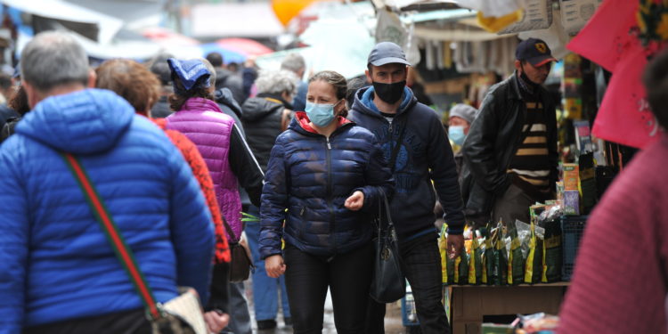 Tot mai puține cazuri de Covid în Moldova. Autoritățile spun că și numărul deceselor a scăzut