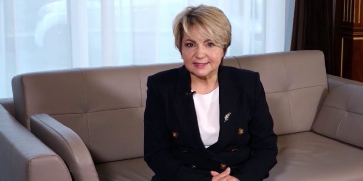 ГЕРОЙ НАШЕГО ВРЕМЕНИ –  НИНЕЛЬ РЕВЕНКО