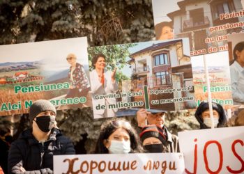 Un nou flash-mob, organizat de Partidul „ȘOR”: Vremuri bune pentru corupții de la guvernare | VIDEO