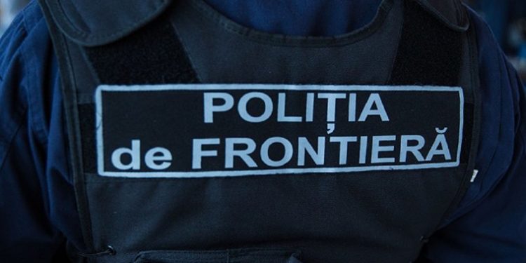 Un caz de corupere activă, denunțat de polițiștii de frontieră din Sculeni