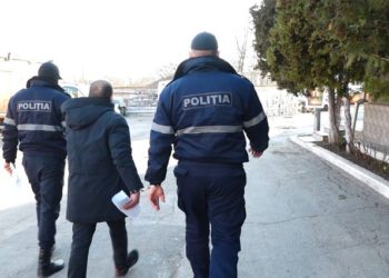 Un profesor din Edineț, suspectat de pedofilie. Ar fi abuzat sexual cel puțin patru elevi de-ai săi | VIDEO