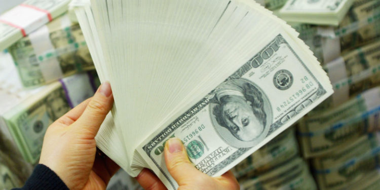 FMI: Sancţiunile impuse Rusiei ameninţă să reducă supremaţia dolarului