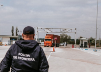 Peste 10 mii de persoane au traversat frontiera R. Moldova în ultimele 12 ore. Care au fost cele mai tranzitate puncte de trecere