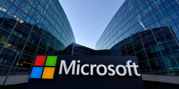 Microsoft остановила продажу продуктов и предоставление услуг в России