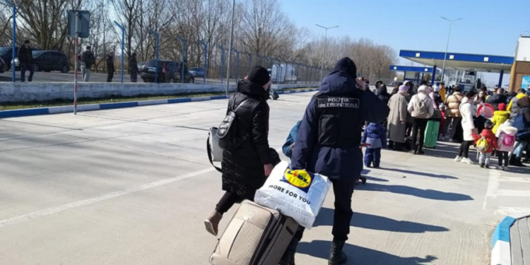 „Au hărțuit angajații hotelului și i-au impus să vorbească în ucraineană”. Moldovenii se plâng pe comportamentul inadecvat al unor refugiați | VIDEO