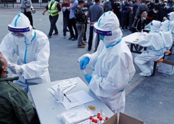 Coronavirus: China a raportat aproape 3.400 de cazuri într-o singură zi, un record de la începutul pandemiei