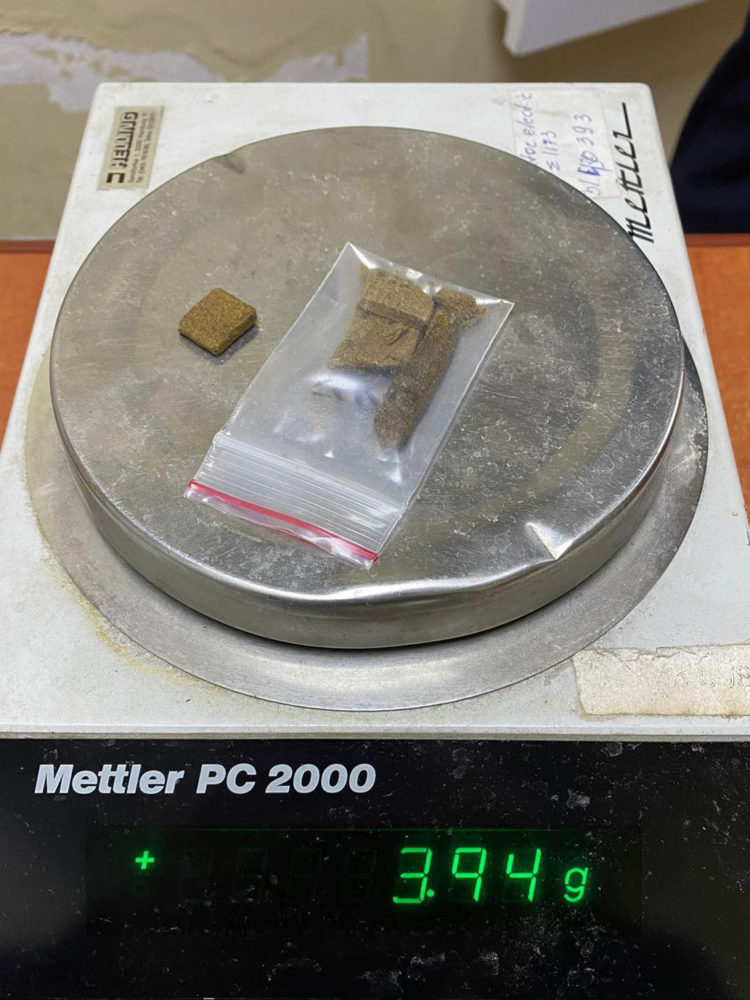 Tentativă contrabandă cu droguri, din Olanda. Ce au depistat vameșii în coletul destinat unui chișinăuian