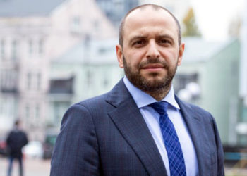 В украинской переговорной группе рассказали, стоит ли вопрос Крыма на повестке дня