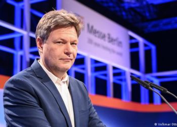 Вице-канцлер ФРГ назвал ошибкой отказ Штайнмайеру