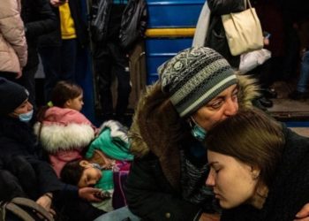 ООН: За 50 дней от вторжения РФ из Украины выехали почти пять миллионов человек