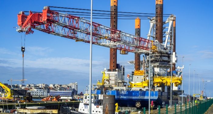 Бельгия закрыла свои порты для судов под российским флагом