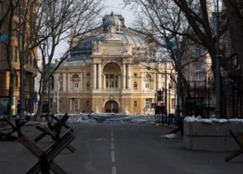 В Одессе слышны взрывы. Жителей предупредили о плановых артиллерийских стрельбах