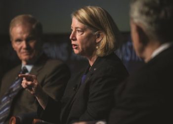 NASA сократило свой штат в России