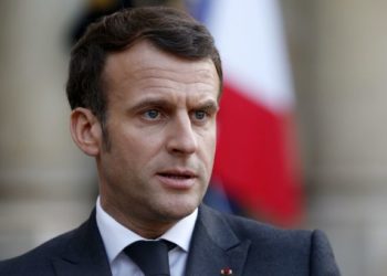 Макрон: Франция готова быть одним из гарантов безопасности Украины