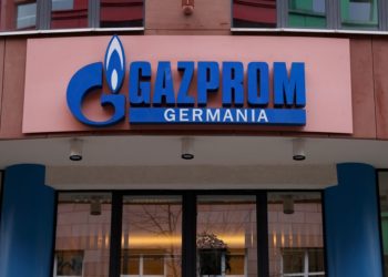 Handelsblatt: власти Германии рассматривают возможность национализации немецких «дочек» «Газпрома» и «Роснефти»