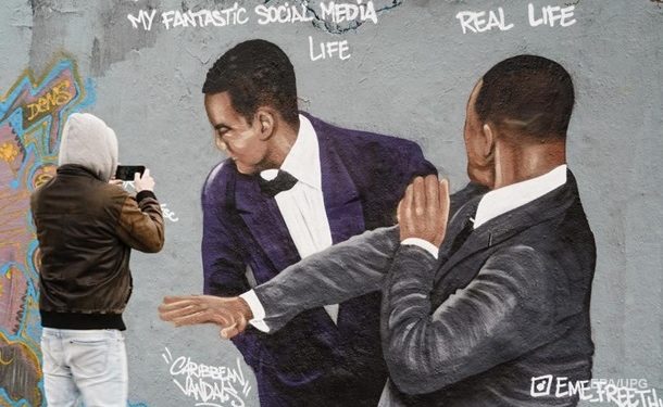 Will Smith a demisionat din Academia Oscarurilor, după ce l-a pălmuit pe Chris Rock