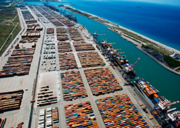 Италия закрывает порты для кораблей РФ