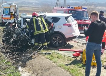 Grav accident la Strășeni. Două persoane au ars de vii într-un automobil | VIDEO