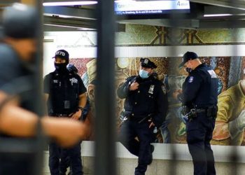 Подозреваемого в стрельбе в Нью-Йорке обвинили в террористической атаке