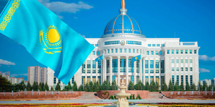 В Казахстане пообещали не помогать России обходить санкции