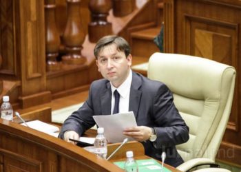 «A pierdut cunoștiința acasă, a căzut jos și are un traumatism destul de grav»: Avocatul lui Artur Reșetnicov a oferit detalii despre starea clientului său | VIDEO