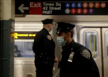 Detalii despre atac armat la New York. Cinci oameni au fost împușcați într-o stație de metrou din Brooklyn, la fața locului fiind găsite mai multe dispozitive explozive nedetonate | VIDEO