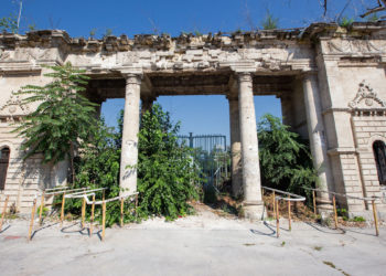 Парламент ратифицировал передачу Республиканского стадиона посольству США. Это первое чтение