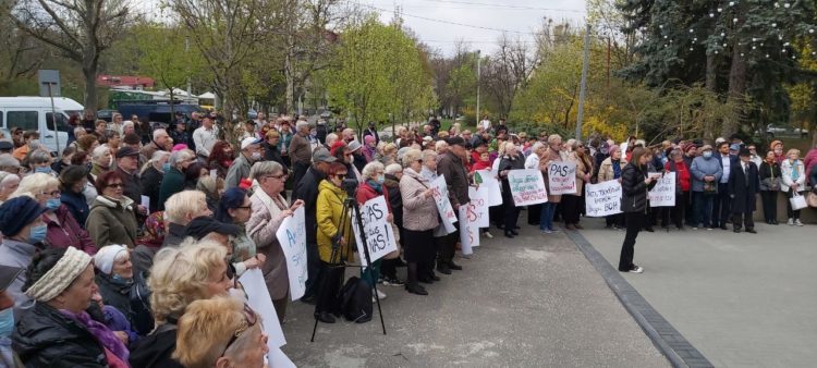 Партия “ШОР” организовала протесты по всей стране. Более 50 тысяч человек приняли участиях в манифестациях