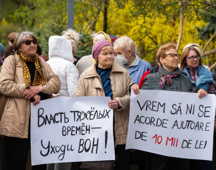 Партия “ШОР” организовала протесты по всей стране. Более 50 тысяч человек приняли участиях в манифестациях