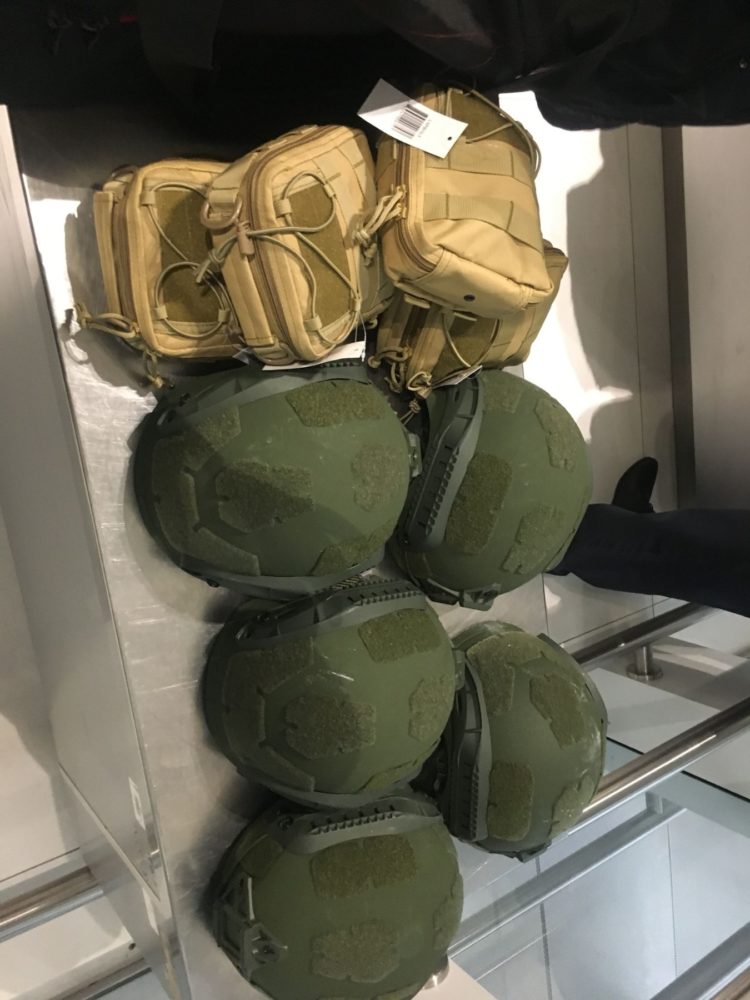 A aterizat la Chișinău cu bagajul ticsit cu armament: Un ucrainean, ce venea din SUA, pe la Istanbul, reținut pe Aeroport