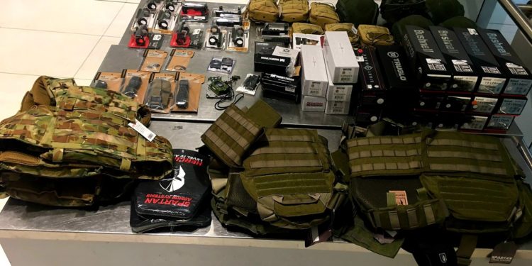 A aterizat la Chișinău cu bagajul ticsit cu armament: Un ucrainean, ce venea din SUA, pe la Istanbul, reținut pe Aeroport