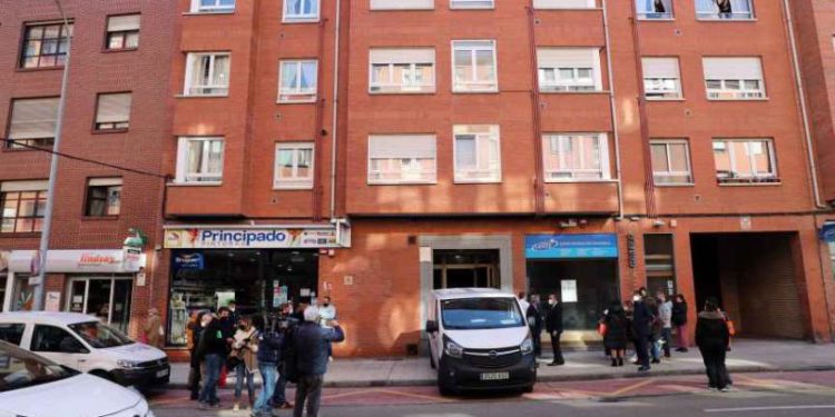 Caz șocant în Spania: Un moldovean a omorât o copilă de 14 ani, care îi era vecină, iar mai apoi a încercat să se sinucidă