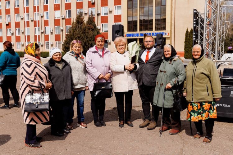 Партия “ШОР” организовала протесты по всей стране. Более 50 тысяч человек приняли участиях в манифестациях
