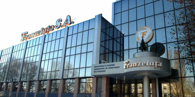 Скандал на крупнейшем хлебзаводе страны, после того, как было принято решение о замене нынешнего исполняющего обязанности директора предприятия | VIDEO