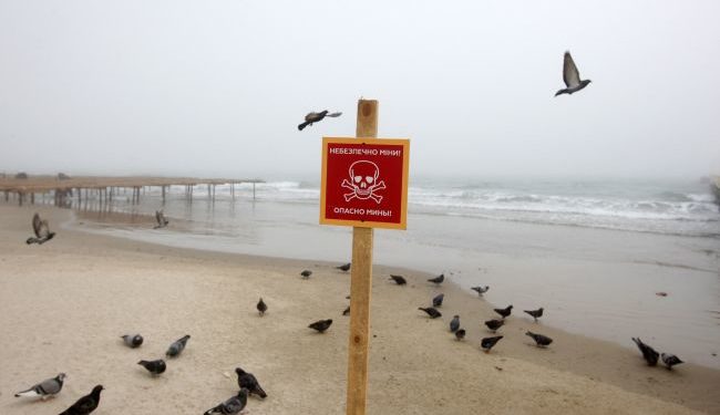 Одесские пляжи все еще заминированы. Спасатели призывают горожан не верить фейкам