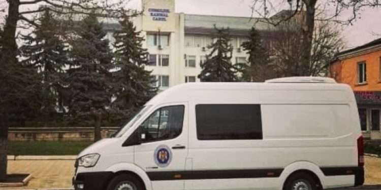 Președintele raionului Cahul, angajați ai Consiliului, un primar și agenți economici reținuți. Ar fi prejudiciat statul cu peste 1mln.lei