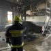 Detalii de la incendiul matinal la un depozit din capitală: Pompierii au reușit să evacueze două automobile din încăpere | VIDEO