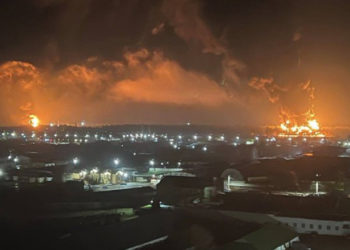 Incendiu la un depozit de petrol din orașul rusesc Briansk