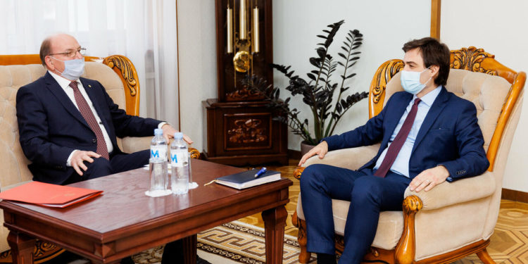 Ambasadorul Federației Ruse în R. Moldova, Oleg Vasnețov, convocat la MAEIE, după declarațiile făcute de reprezentanta diplomației rusești la adresa președintei Maia Sandu