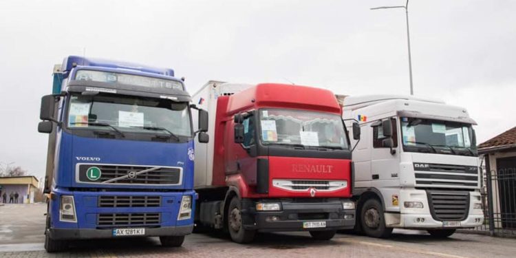 Guvernul a transmis Ucrainei prima tranșă dintr-un lot de ajutor umanitar în valoare totală de 24 milioane lei