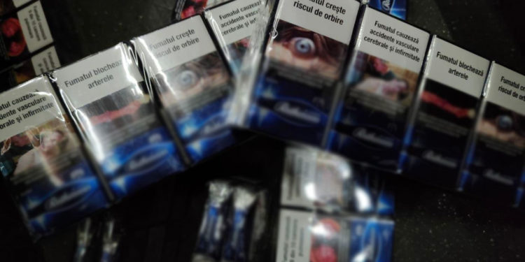 Cinci învinuiți – trimiși în judecată într-un dosar de contrabandă cu peste 1,8 milioane de țigări