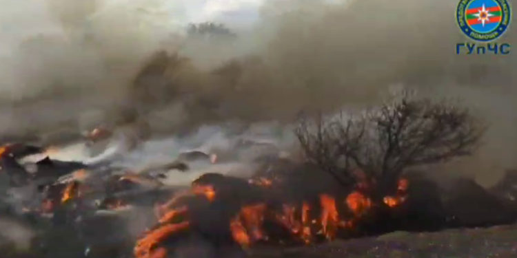 Пожар возле газораспределительной станции в Тирасполе | VIDEO