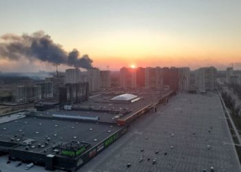 Киев утром подвергся обстрелам: взрывы в Дарницком районе на окраине города