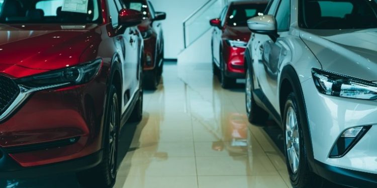 В бельгийском порту из-за санкций застряли 8 тыс. люксовых автомобилей для РФ