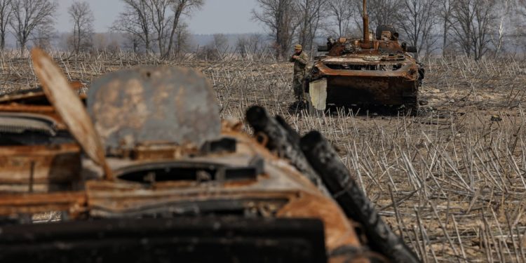 Ministerul Apărării al Marii Britanii: Forţele ruse s-au retras complet din nordul Ucrainei