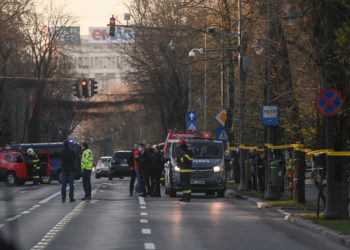 Detalii de la incendiul din fața Ambasadei Federației Ruse la București. Presa română scrie că bărbatul decedat ar fi lăsat un mesaj anti-război cu o zi înainte de incident | VIDEO