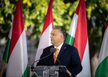 Парламент Венгрии в пятый раз переизбрал Орбана премьер-министром